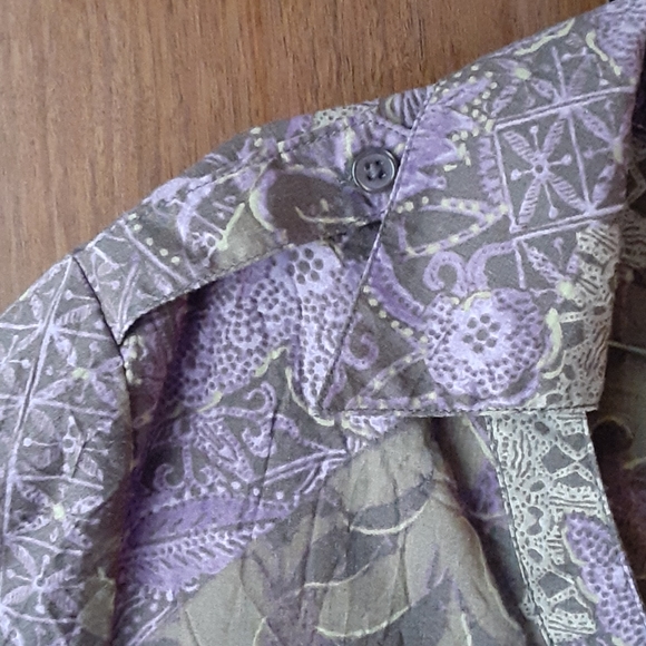 Jamaica Bay Button Up - Picture 3 of 6